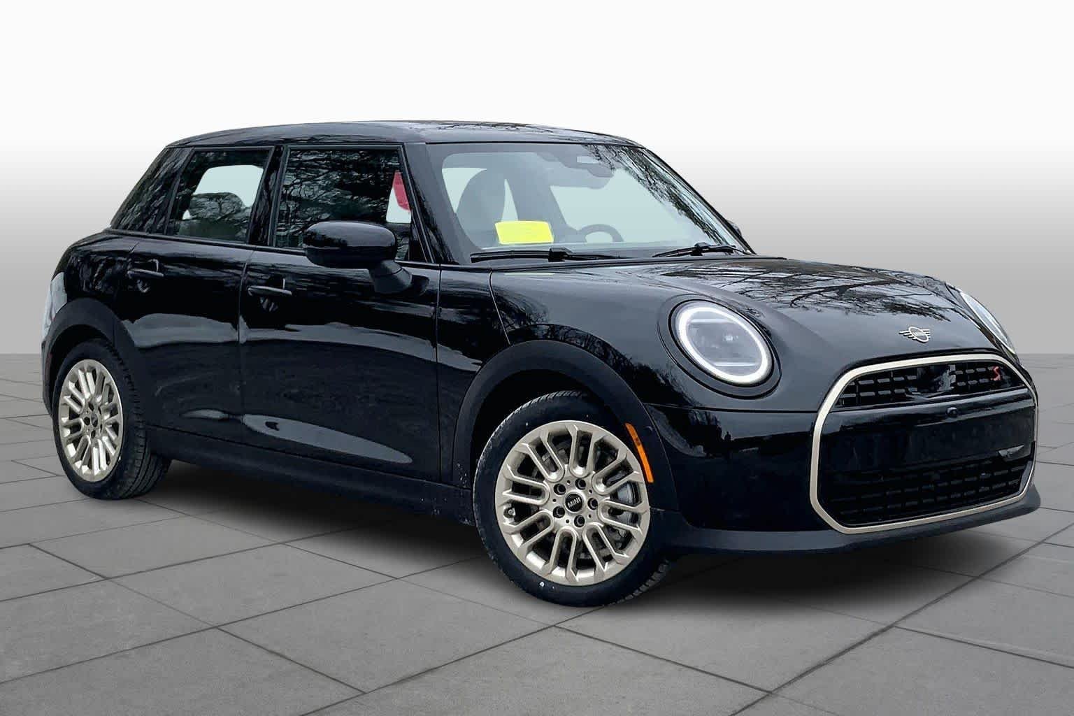 mini hardtop 4 door 2026 WMW53GD0XT2Y01895 image mini hardtop 4 door 2026 WMW53GD0XT2Y01895 image